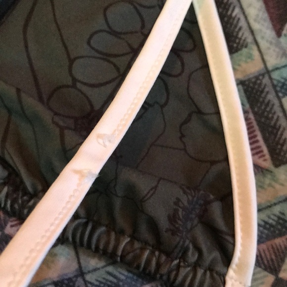 ✨TRADED✨Acacia paradise set - Picture 2 of 5